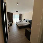 Drei Kronen Otel Köln