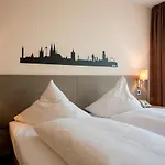 Drei Kronen Otel Köln