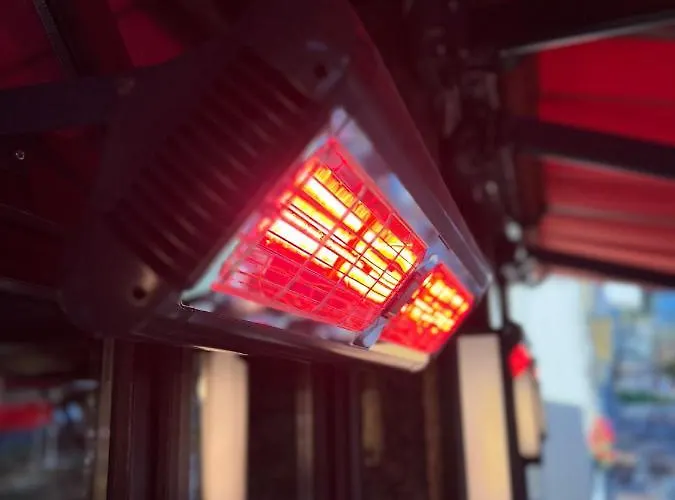 호텔 Drei Kronen 3*